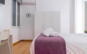 Syntagma Square, 65Sqm Cozy Family Apartment